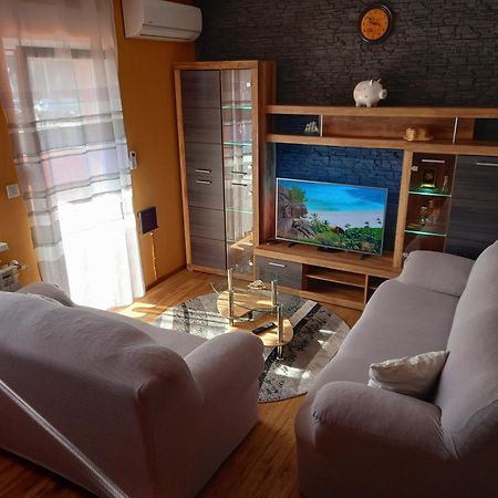 Apartman Barbara Daire Pula Dış mekan fotoğraf
