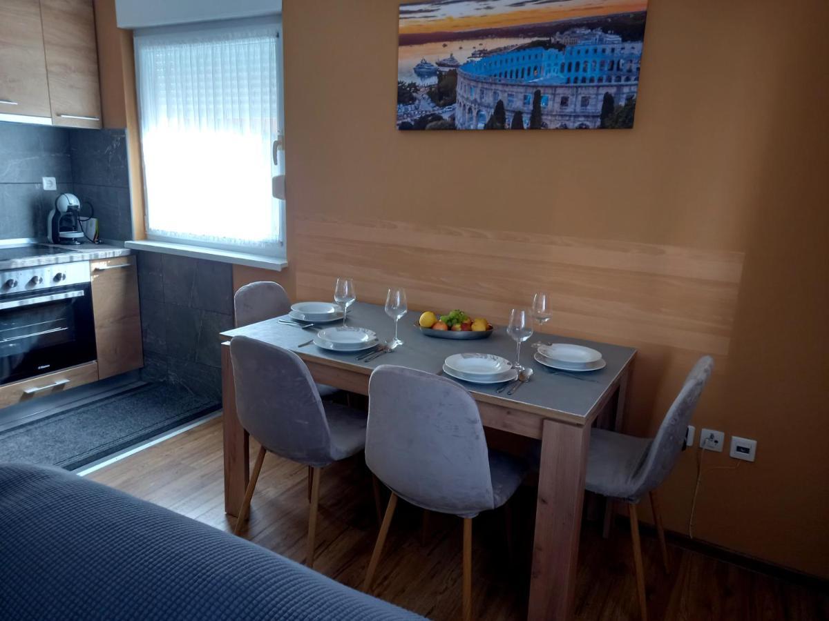 Apartman Barbara Daire Pula Dış mekan fotoğraf
